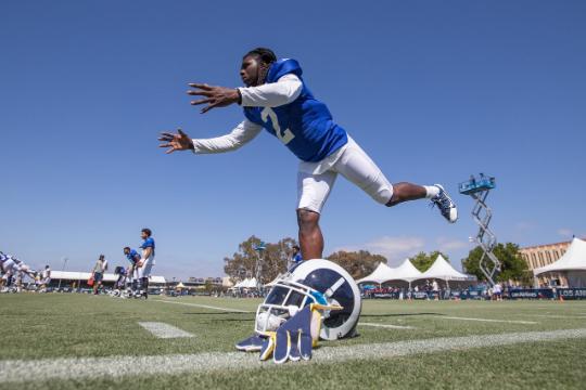 temp170815_ramscamp14_jl_001-nfl_mezz_1280_1024-jpg.21110